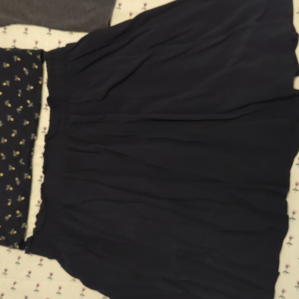 2 American eagle tops and a mod cloth skirt all size large